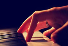 开云APP-恩菲尔德前锋线组合默契提升，世俱杯争冠利器