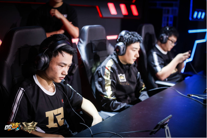 云南男篮豪取客场胜利,终结对手四连胜 云南男篮豪取客场胜利,终结对手四连胜