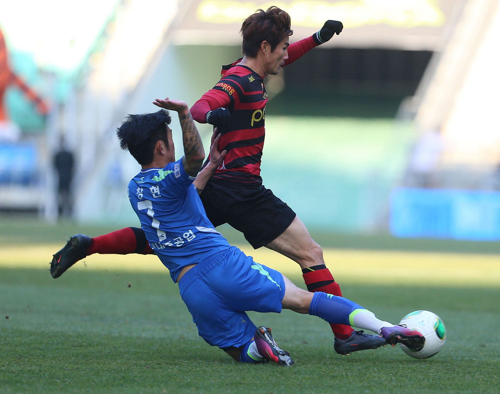 开云体育APP下载-包含亚冠淘汰赛激战即将打响，球队备战热火朝天的词条