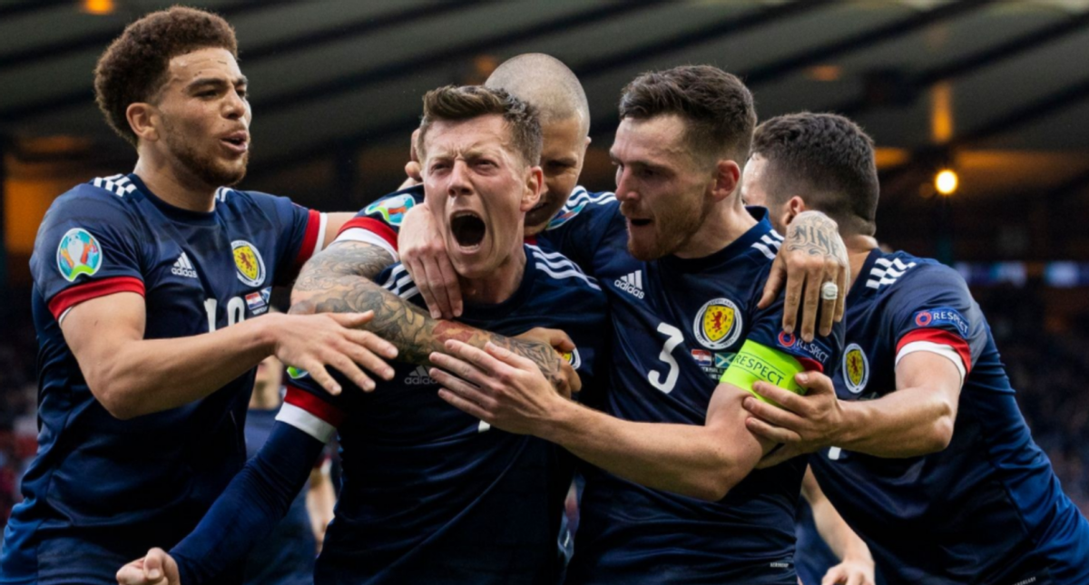 乌克兰队在欧洲杯预选赛中延续强势,领先全场 乌克兰队在欧洲杯预选赛中延续强势,领先全场