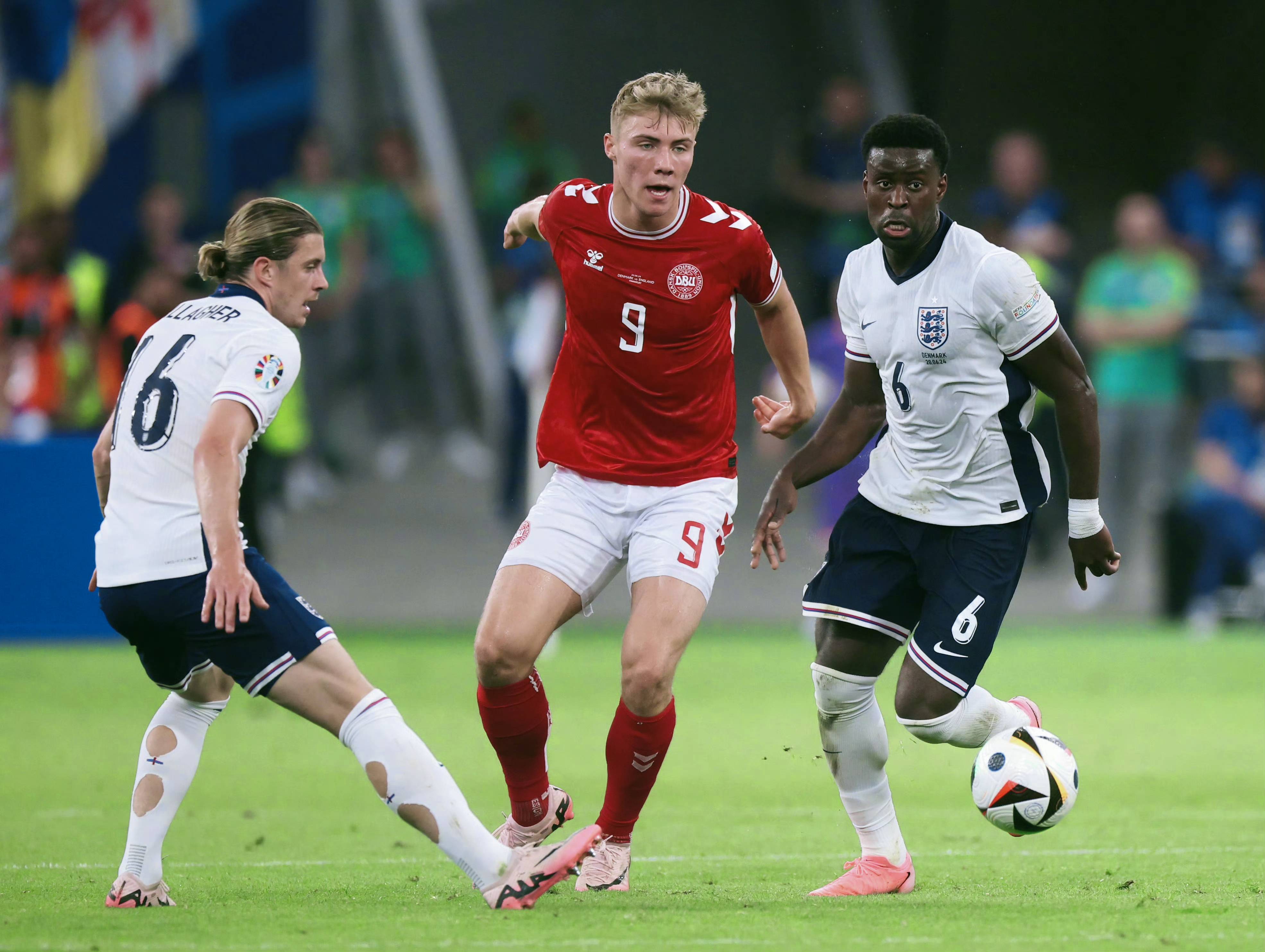 关于丹麦队斩获连胜,晋级即时资讯的信息 关于丹麦队斩获连胜,晋级即时资讯的信息