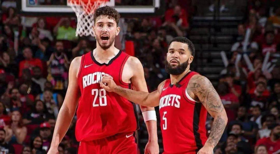 火箭队经理公开对外批评球员表现 火箭队经理公开对外批评球员表现