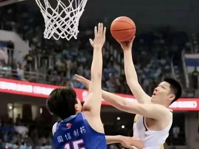 关键战役即将打响，篮球明星齐聚