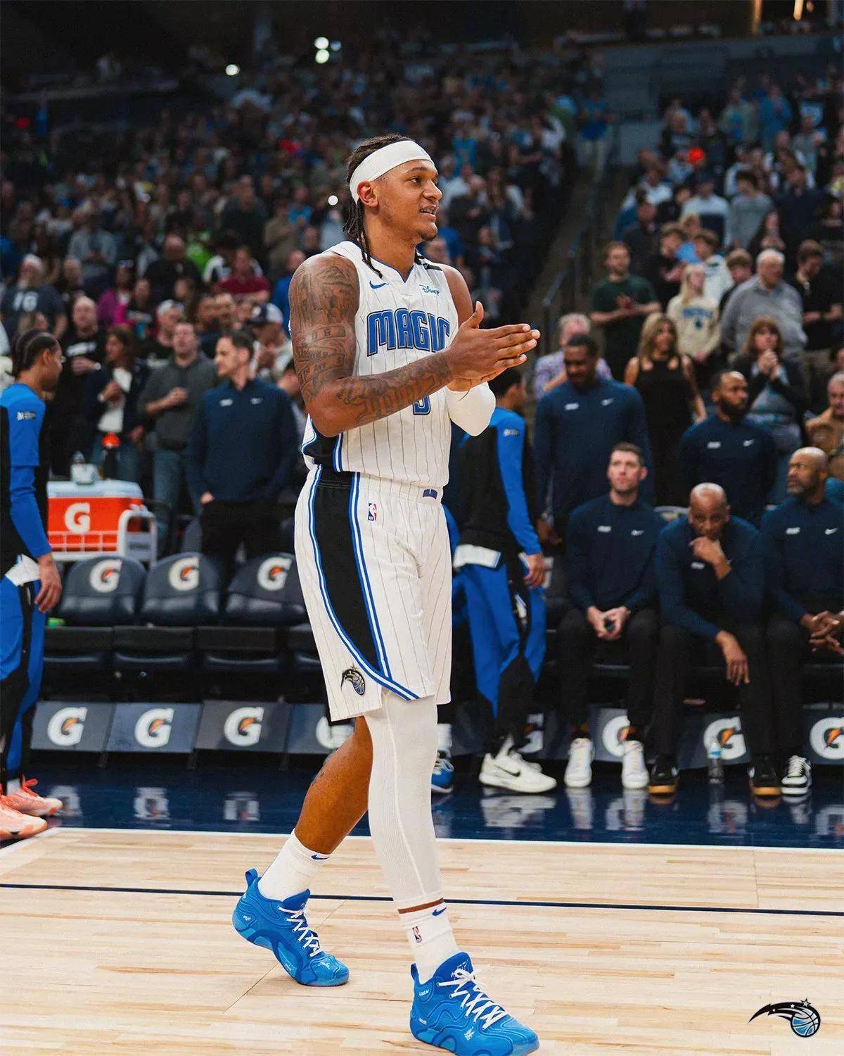 包含魔术队的球员技术水平不断提高的词条 包含魔术队的球员技术水平不断提高的词条