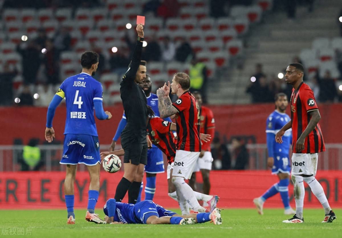 南特面对里昂,球队实力相近 南特面对里昂,球队实力相近