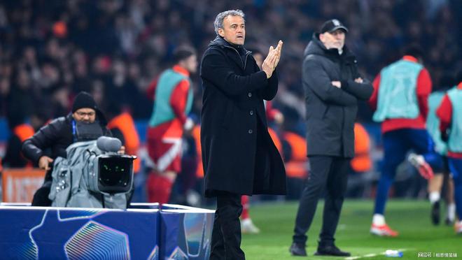 巴黎圣日耳曼实力碾压对手，轻松晋级