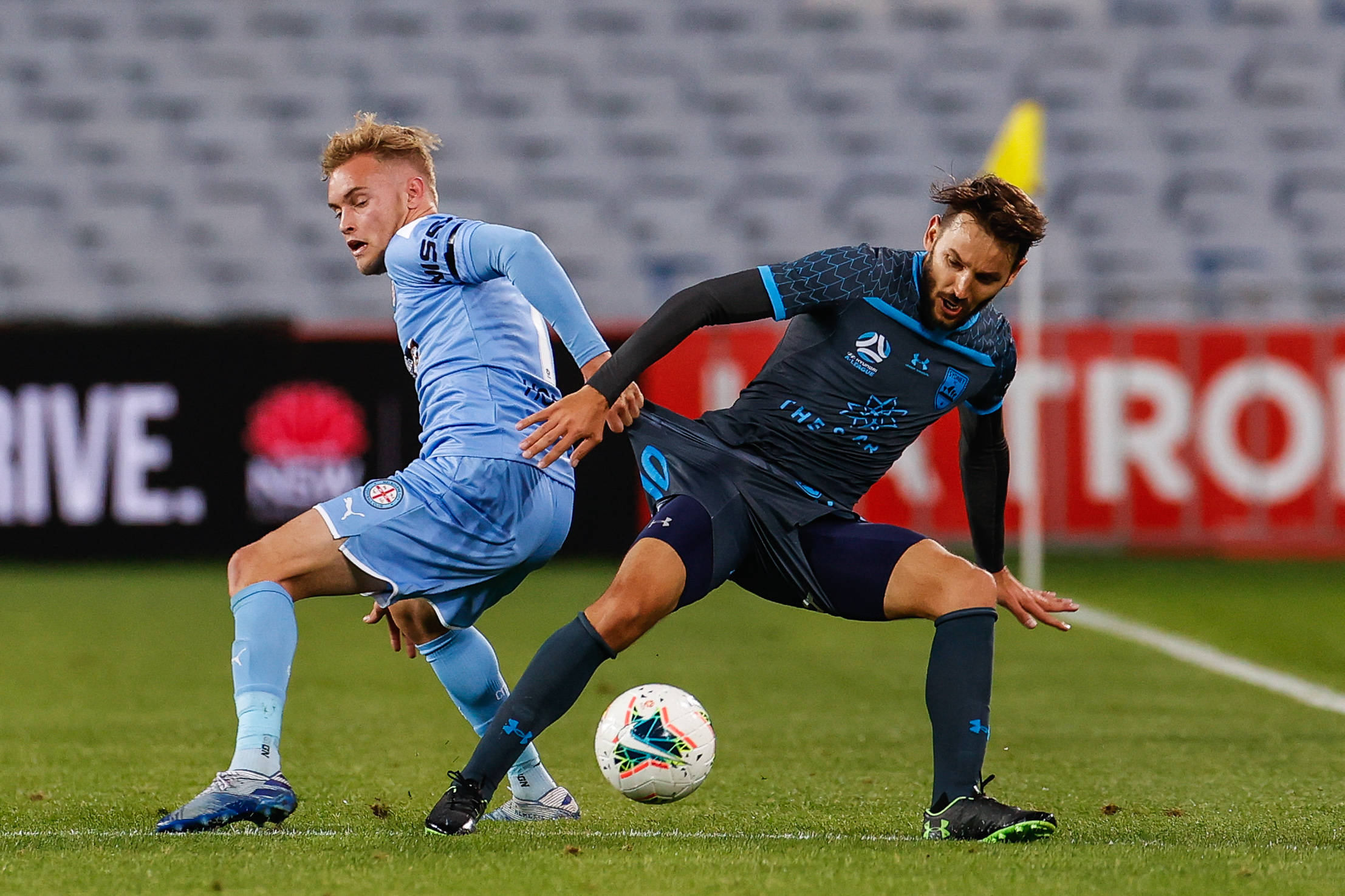 澳洲足球盃：悉尼联队在澳大利亚杯赛中获胜