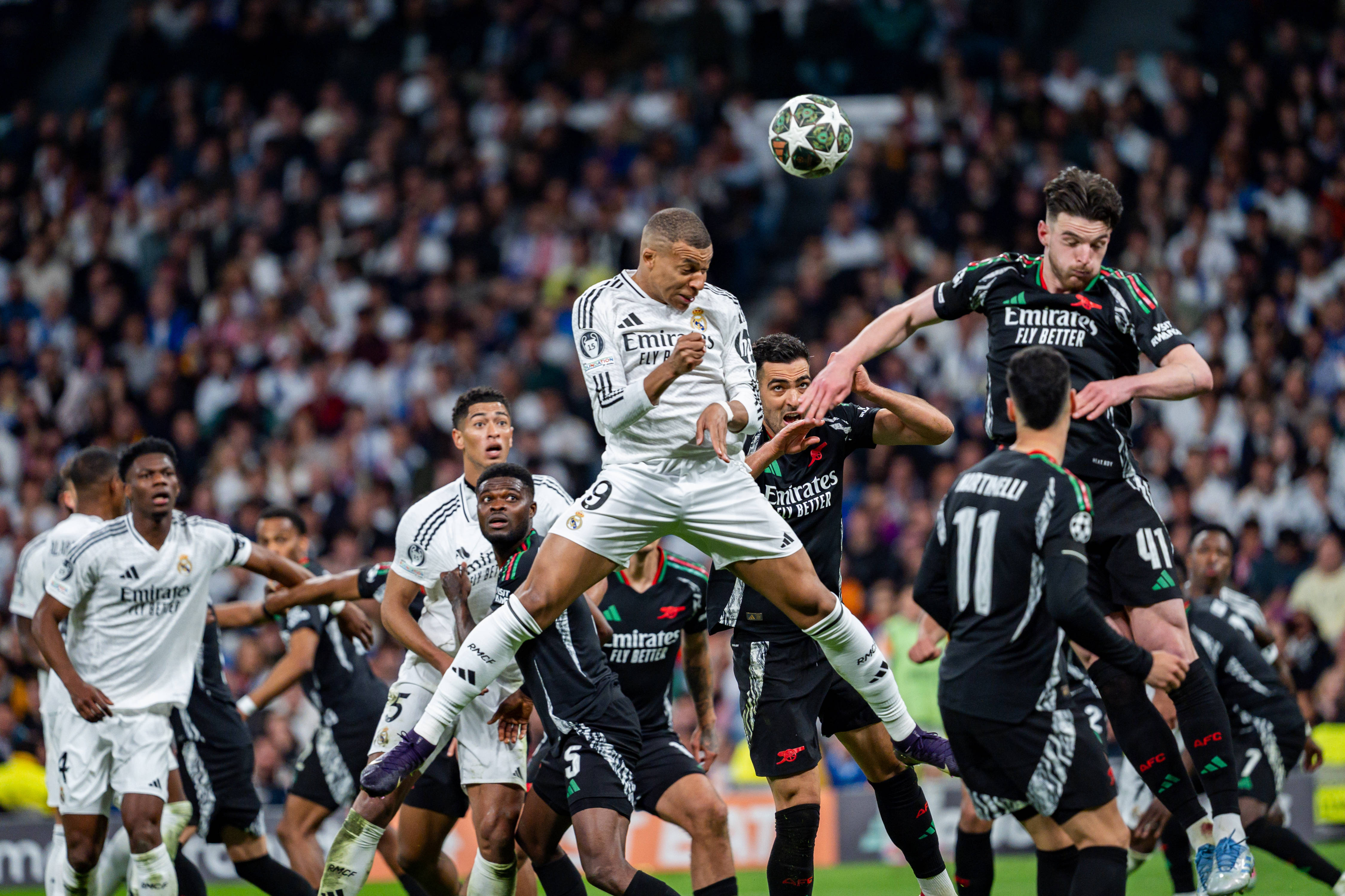 阿森纳锋线火力全开，主场狂胜德甲球队