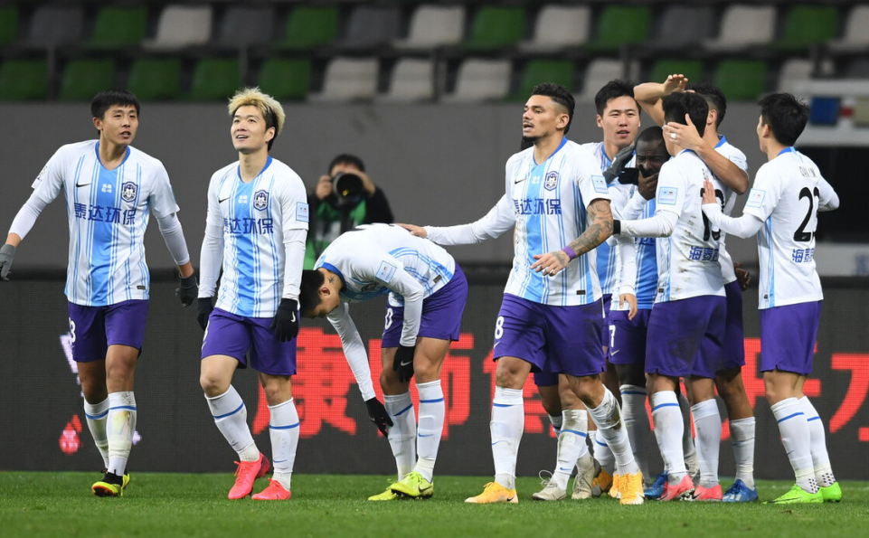 关于天津泰达客场逼平对手,团结拼搏的信息 关于天津泰达客场逼平对手,团结拼搏的信息