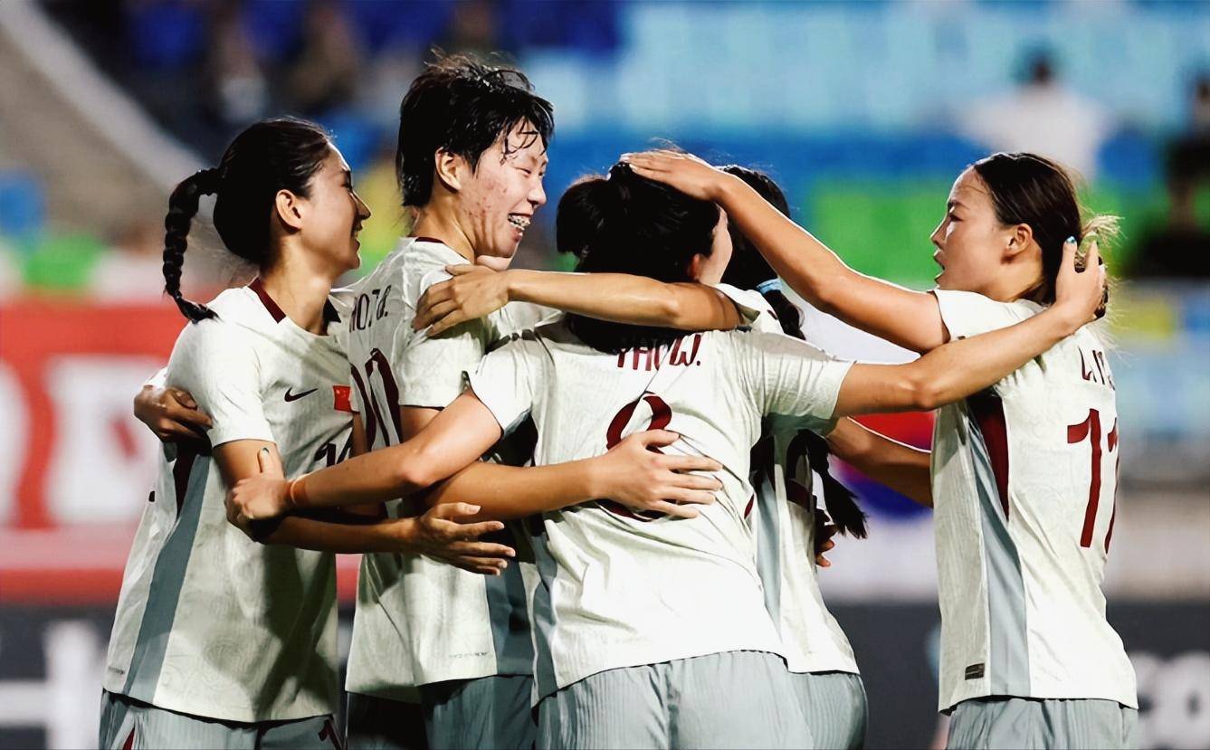 韩国女足联赛引起热议，球迷狂热支持