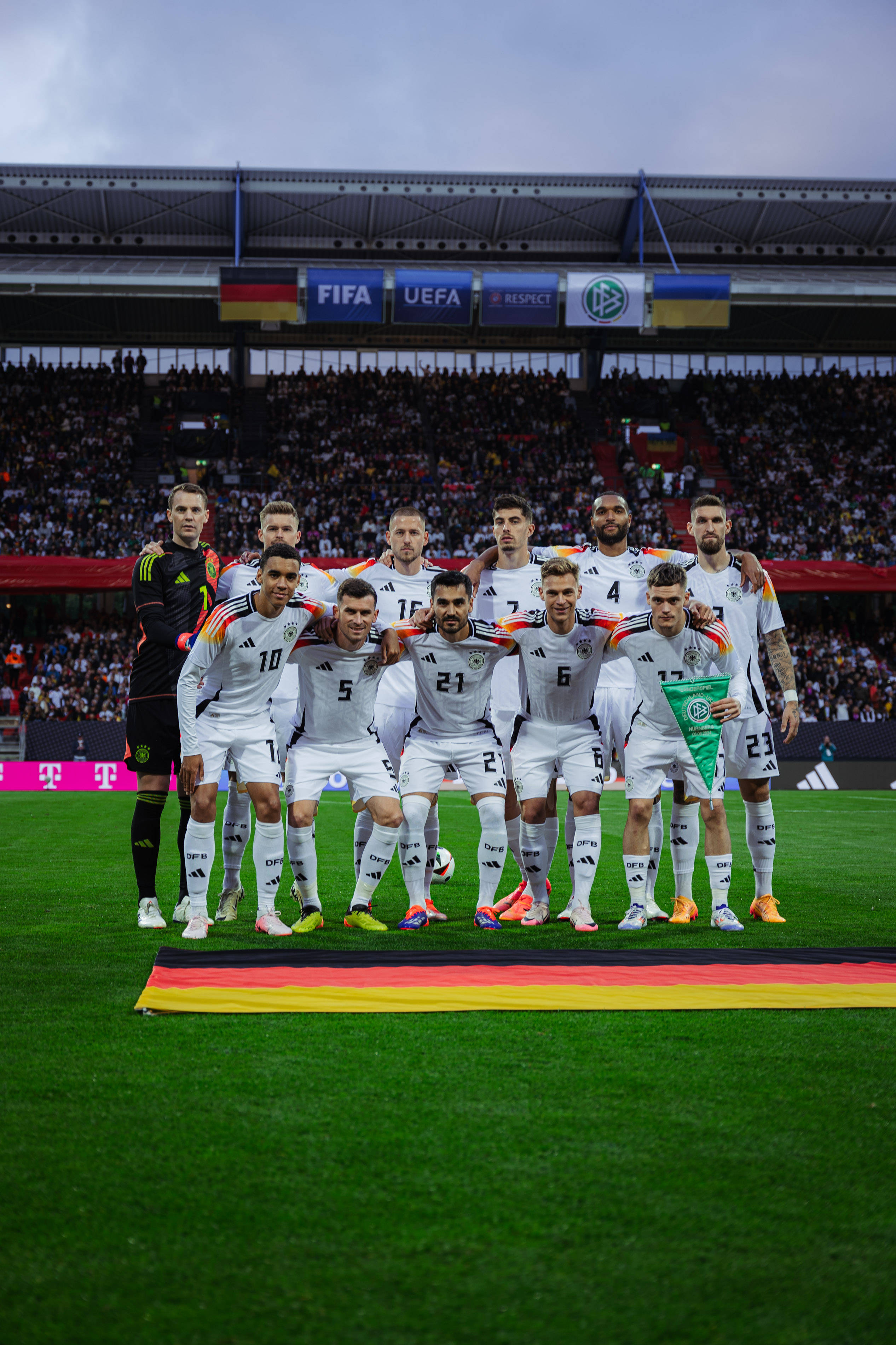 欧洲杯篮球赛决战即将打响,几支热门队伍崭露头角 欧洲杯篮球赛决战即将打响,几支热门队伍崭露头角