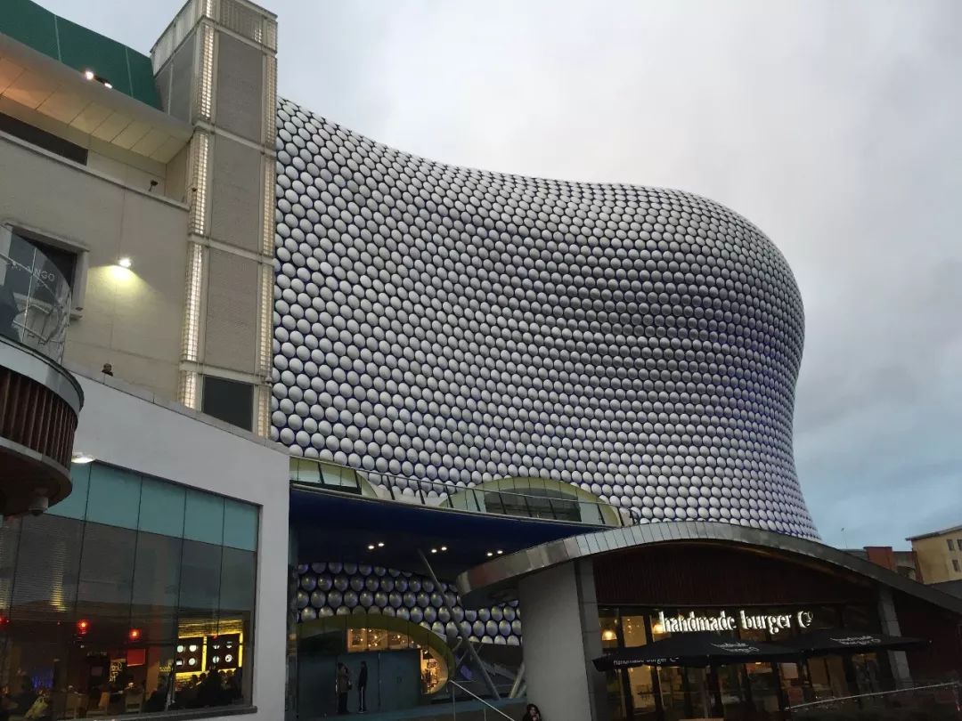 伯明翰城迎来胜利,士气飙升 伯明翰城迎来胜利,士气飙升