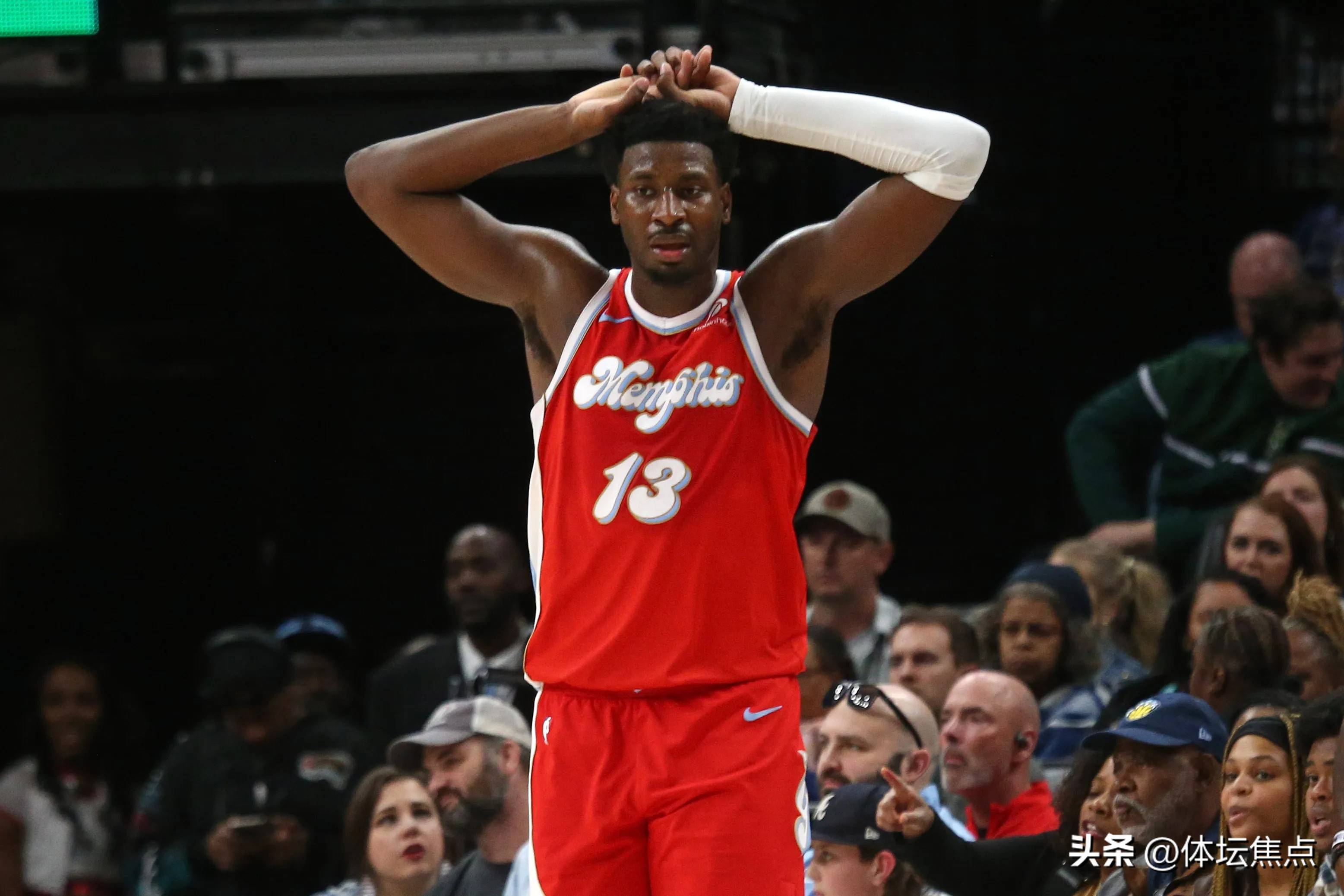 灰熊横扫活塞,约瓦尔强硬领队全队胜利的简单介绍 灰熊横扫活塞,约瓦尔强硬领队全队胜利的简单介绍