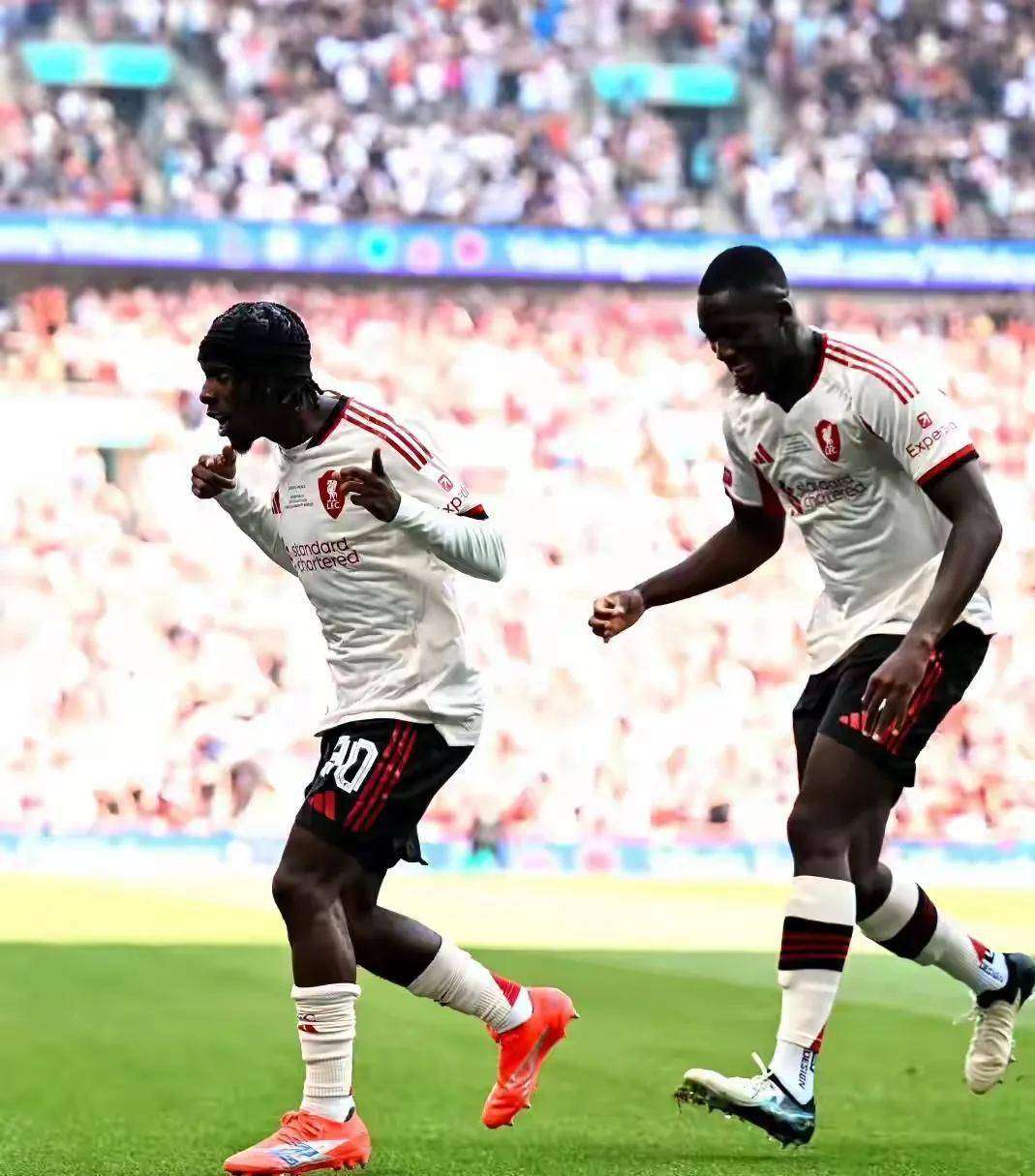 利物浦新援首秀，表现抢眼荣膺一战之王，现身说法的简单介绍