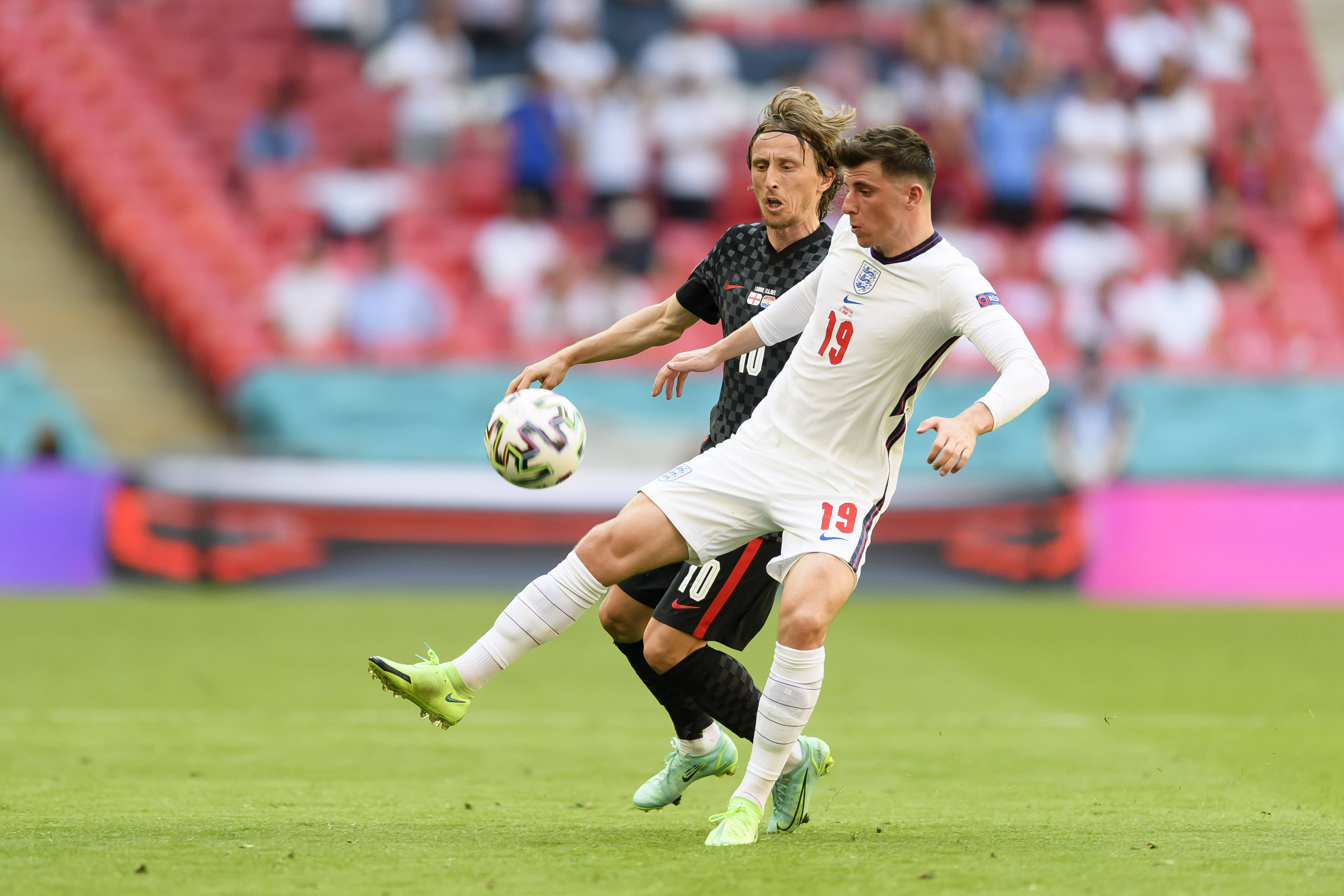 希腊险胜斯洛伐克，备战欧洲足球大赛