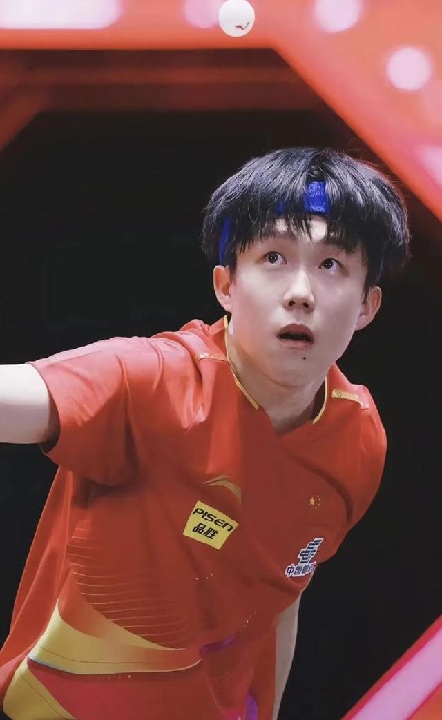 德国游泳选手稳获冠军,强势进军 德国游泳选手稳获冠军,强势进军