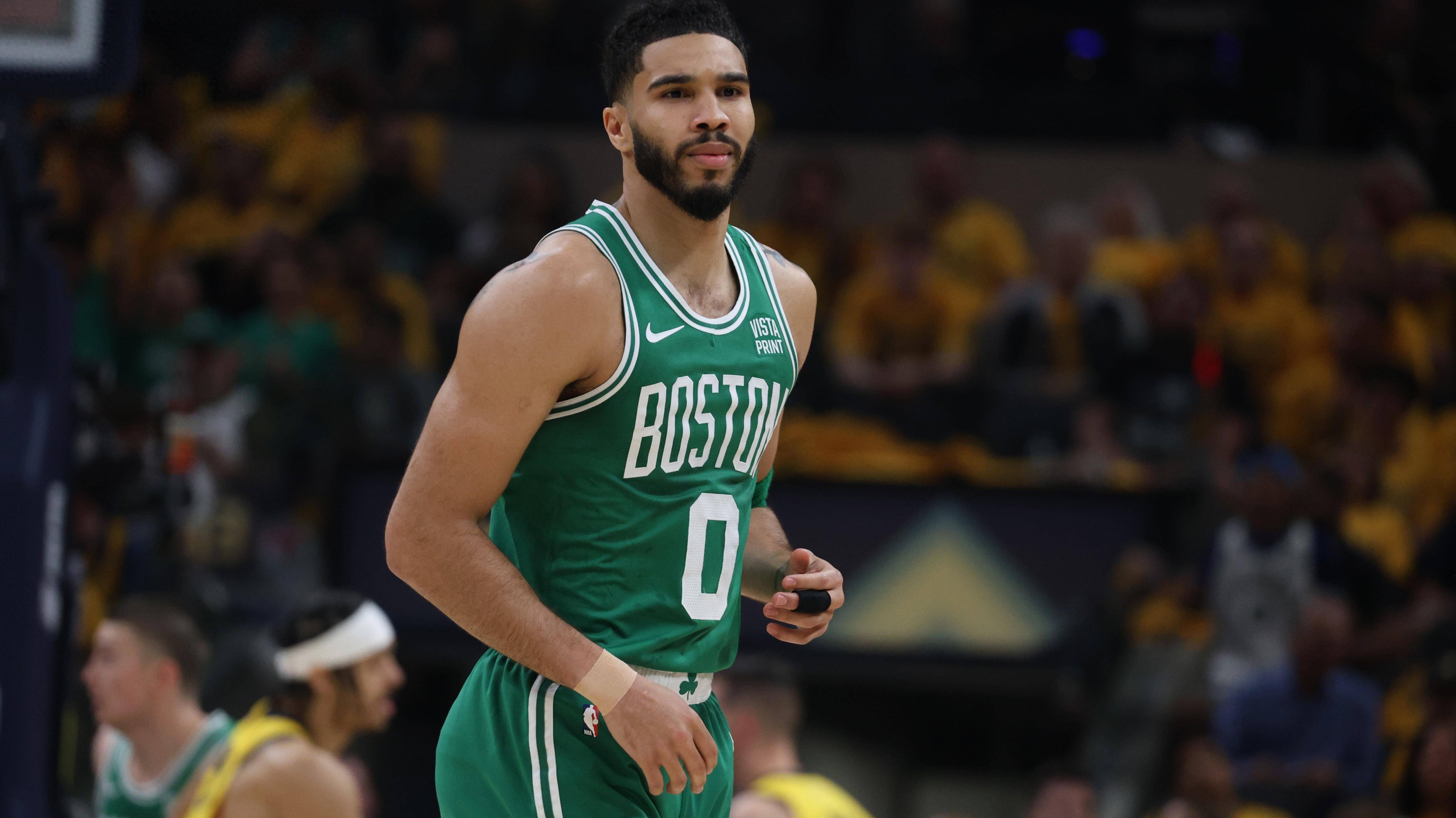 凯尔特人队前锋杰森·塔图姆被选入全明星赛首发阵容的简单介绍 凯尔特人队前锋杰森·塔图姆被选入全明星赛首发阵容的简单介绍