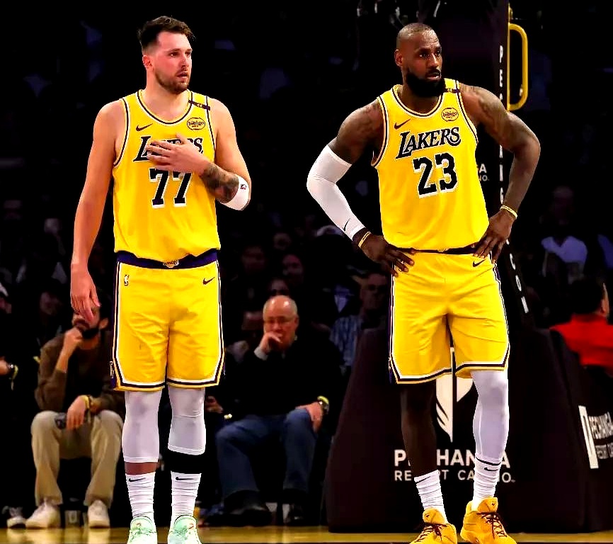 湖人队再胜灰熊队,继续保持不败 湖人队再胜灰熊队,继续保持不败