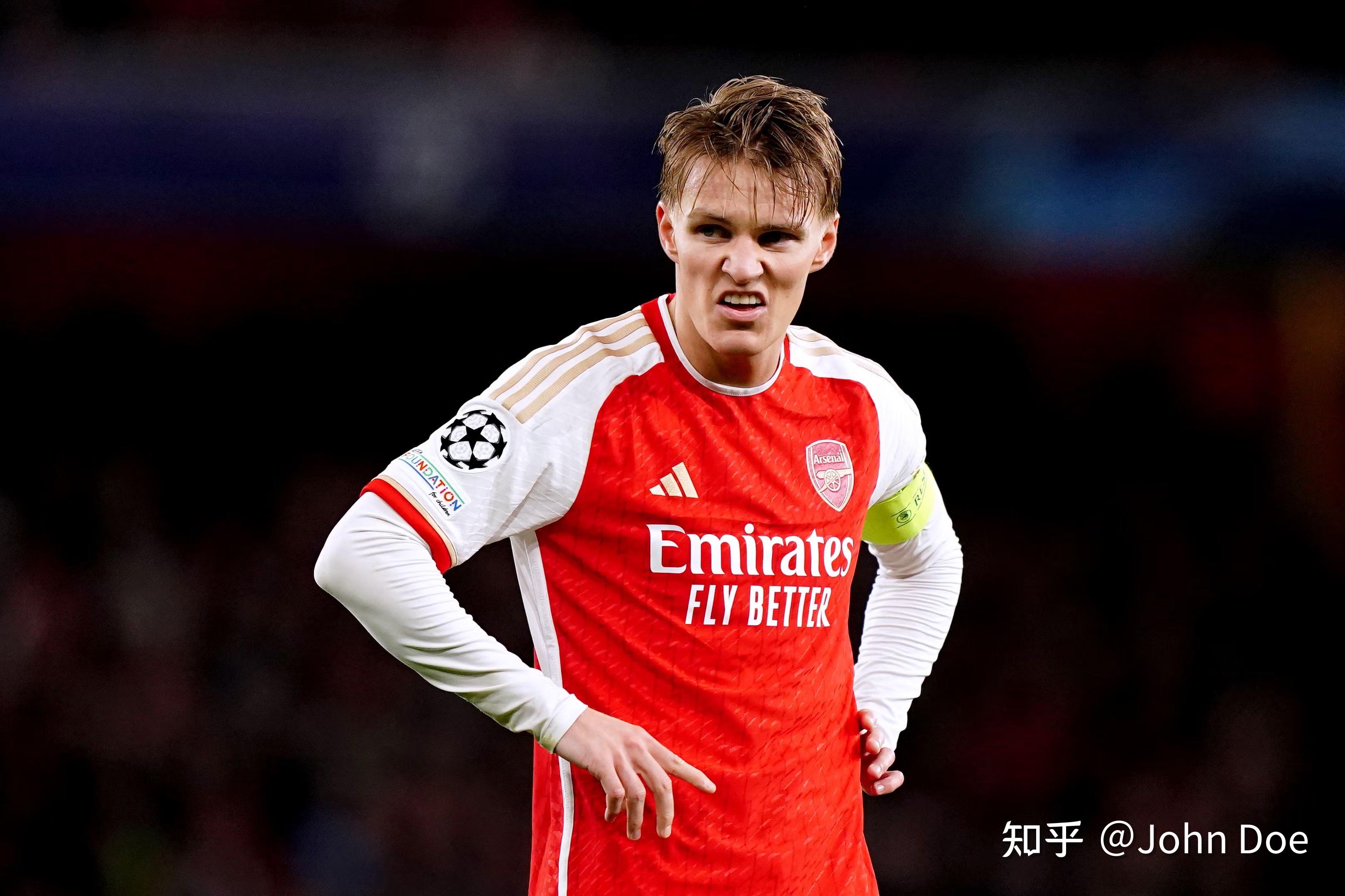 英超豪门引进荷兰新后卫,提升球队防线实力 英超豪门引进荷兰新后卫,提升球队防线实力