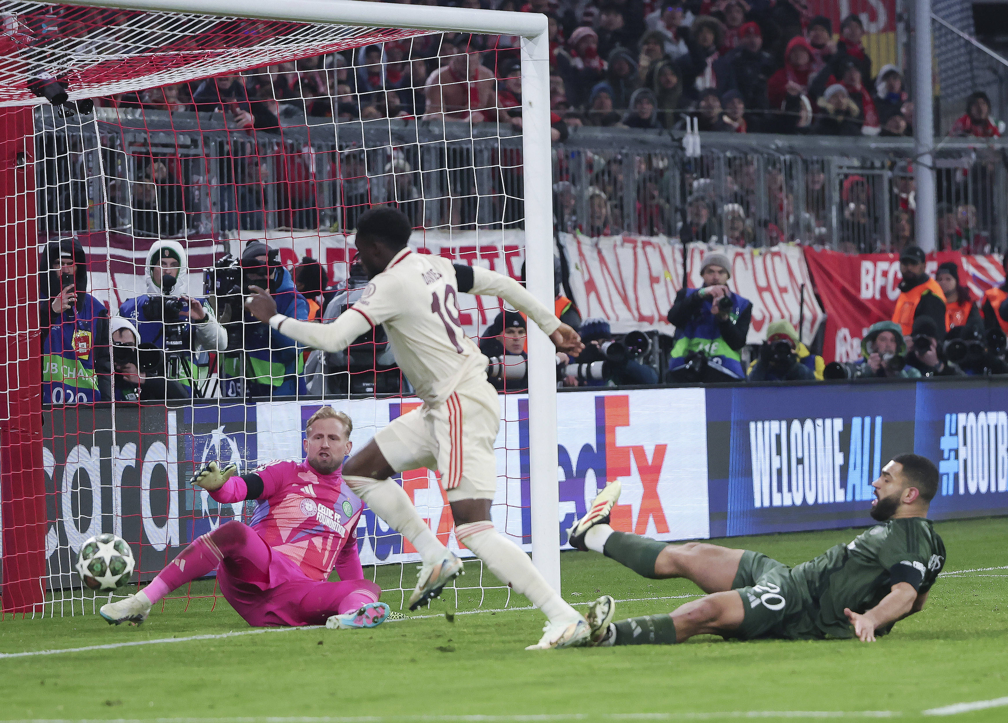 开云体育app-AC米兰客场失利，欧冠资格岌岌可危