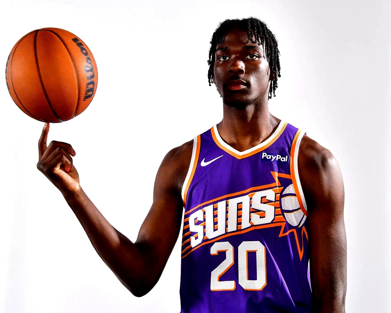 开云体育中国-太阳队青年球员崭露头角，球队崛起引人注目