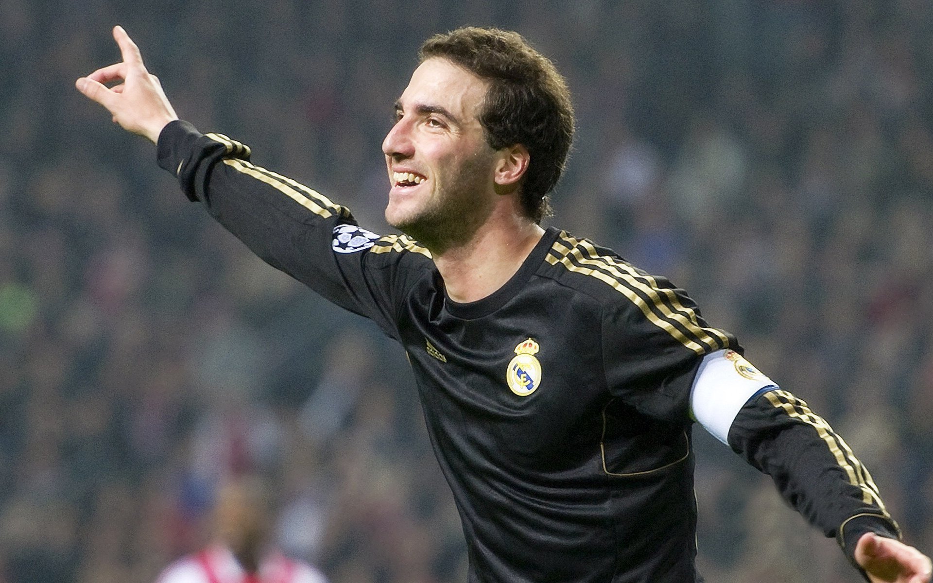 基因鸿沟，从乔治单臂战斧到活塞三重奏