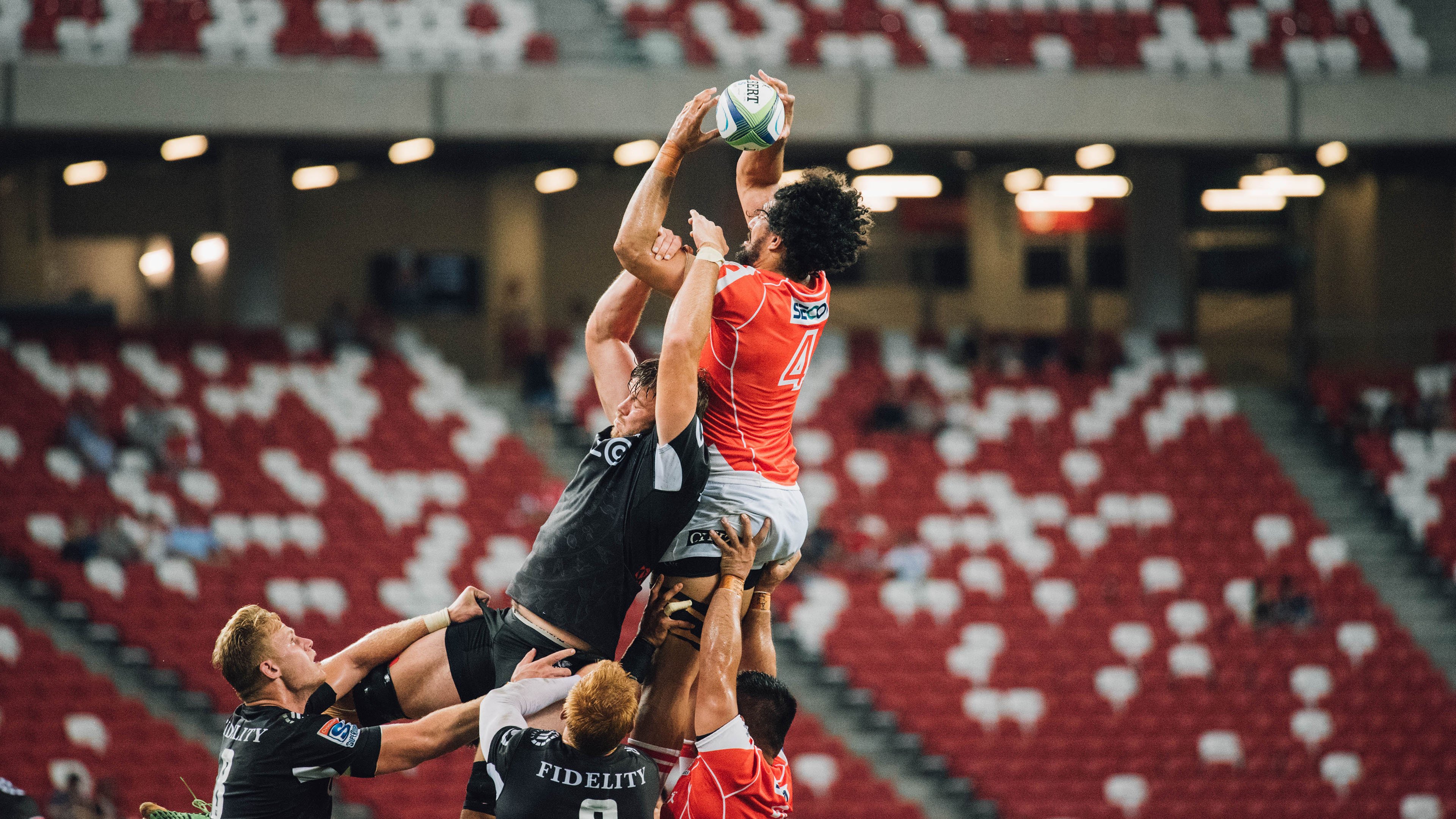 叹息之墙，库尔图瓦的冠军级演出，与那个决定一切的非正常扑救